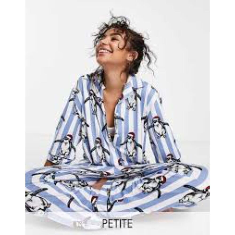 Chelsea Peers Large satin stripe pajamas in pale blue-Navy